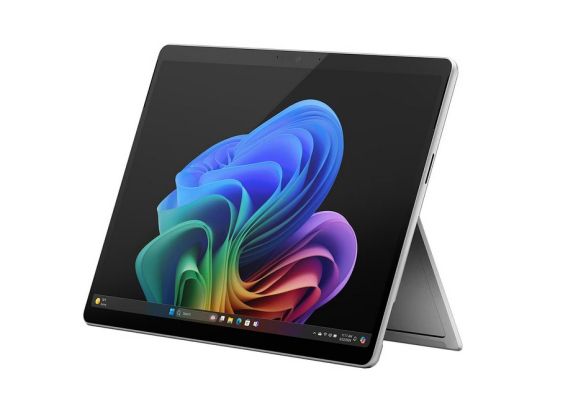 Лаптоп Microsoft Surface Pro 11 C10/16/512/LCD Con 13", 2880 x 1920, Windows 11 Home, EMEA, COPILOT+ PC, Snapdragon X Plus, Platinum+Kaspersky Safe Kids 1-User 1 year Base License Pack