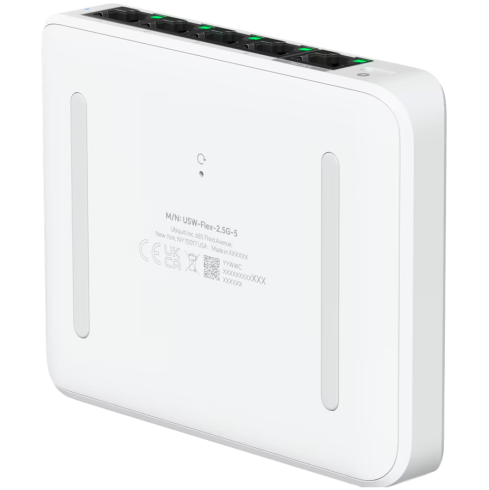 Ubiquiti 5-port 2.5G switch that can be powered with PoE or a USB-C adapter; 4x 2.5 GbE ports, 2.5 GbE PoE input port for power