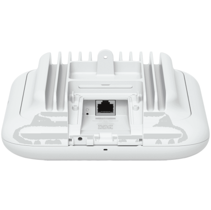 Ubiquiti U7-PRO-OUTDOOR WiFi 7, 6 spatial streams, 465 m2 open space coverage with the integrated directional super antenna, Powered using PoE+, 2.5 GbE uplink