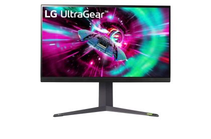 Монитор LG 32GR93U-B, 32", UltraGear IPS 1ms, AG, UHD 4K (3840x2160), 144Hz, HDR 400, 700:1, 400cd/m2, DCI-P3 95%, USB3.0 (1up/2down), VRR, AMD Free-sync, NVIDIA G-Sync, HDMI, DisplayPort, Height Adjustable, Pivot, Tilt, Headphone Out, Black