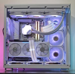 RTX 5070/ Ryzen 7-7800X3D/ RAM 32GB/ SSD 1TB/ B850 Wi-Fi/  Геймърски компютър WhiteReaper S3