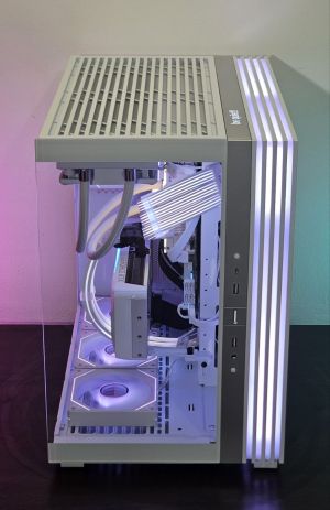 RTX 5070/ Ryzen 7-7800X3D/ RAM 32GB/ SSD 1TB/ B850 Wi-Fi/  Геймърски компютър WhiteReaper S3
