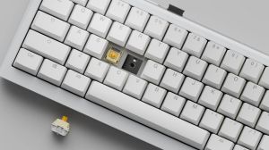 Ducky професионална геймърска механична клавиатура Professional Gaming Mechanical Keyboard One X Mini Wireless White - Ducky AI Switches [Linear], Bluetooth