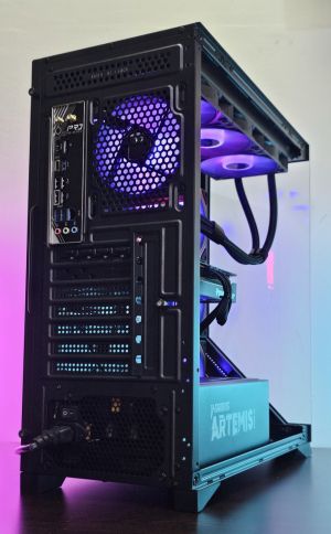 RX 9070XT 16GB/ Ryzen 7-7800X3D/ RAM 32GB/ SSD 1TB/ B850 Wi-Fi/ 1000W/ Водно Охлаждане/ Геймърски компютър - Aorora S1
