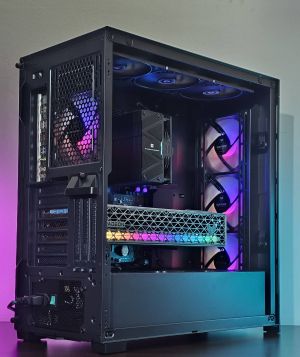RX 9070 16GB/ Ryzen 7-7700 / RAM 32GB/ SSD 1TB/ 850W 80 Plus Gold / Геймърски компютър - Aorora S3