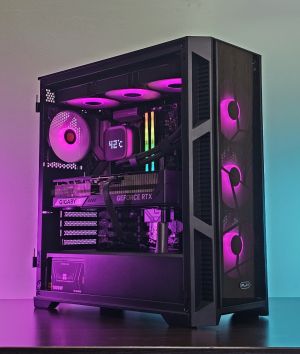 RTX 5090/ Ryzen 7-9800X3D/ RAM 32GB/ SSD 1TB/ Водно/ Windows 11 Pro/ Геймърски компютър Dark Reaper DRBEST1