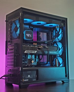 RTX 5090/ Ryzen 7-9800X3D/ RAM 32GB/ SSD 1TB/ Водно/ Windows 11 Pro/ Геймърски компютър Dark Reaper DRBEST1