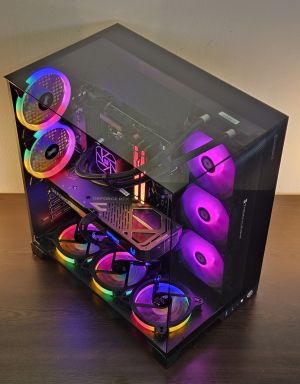 Ryzen 7-9800X3D/ RTX 5070TI 12GB/ RAM 64GB/ SSD 2TB/ B850/ Водно Охлаждане/ Геймърски компютър Dark Reaper DR0040