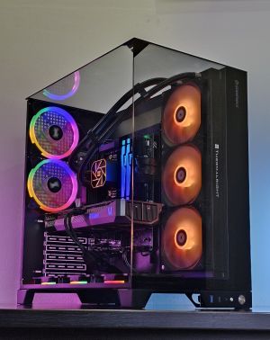 Ryzen 7-9800X3D/ RTX 5070TI 12GB/ RAM 64GB/ SSD 2TB/ B850/ Водно Охлаждане/ Геймърски компютър Dark Reaper DR0040