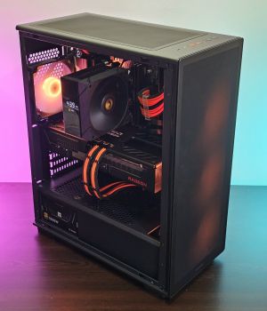 RX 9070XT 16GB/ Ryzen 7-7800X3D/ RAM 32GB /SSD 1TB/ +Windows 11 Pro/ Gaming PC Dark Reaper DR035