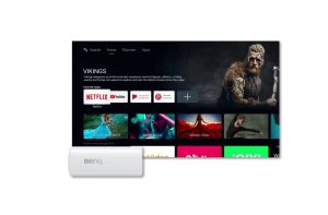 Accessory BENQ QS02, Certified Android TV Dongle, ANDROID TV DOGNLE PRJ QS02, It works with HDMI-certified TVs and displays, Multi-platform wireless casting for Android, iPhone, iPad, Mac, Windows computer, or Chromebook
