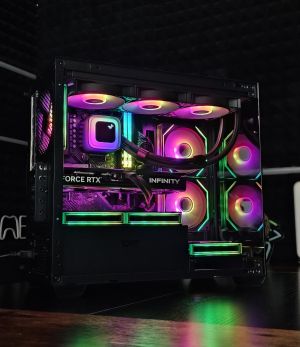 Ryzen 7-7800X3D/ RTX 5070Ti 16G/ RAM 32GB/ SSD 1TB/ Водно Охлаждане/ 1000W Захранване/ Геймърски компютър Dark Reaper DR043