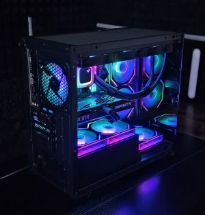Ryzen 7-7800X3D/ RTX 5070Ti 16G/ RAM 32GB/ SSD 1TB/ Водно Охлаждане/ 1000W Захранване/ Геймърски компютър Dark Reaper DR043