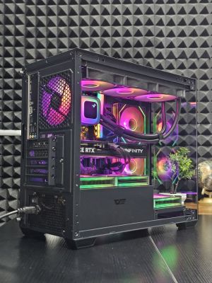 Ryzen 7-7800X3D/ RTX 5070Ti 16G/ RAM 32GB/ SSD 1TB/ Водно Охлаждане/ 1000W Захранване/ Геймърски компютър Dark Reaper DR043