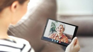 Таблет и четец Hanspreee Lumo Paper 7.8", 64 GB, в комплект с калъф Smart Folio