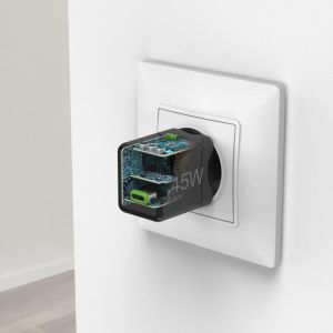 Hama Fast Charger, GaN, USB-C, Super-Mini Charger, PD, 45 W, black