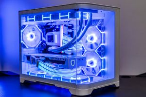 RTX 5070 / Ryzen 7 7800X3D / 32GB DDR5 / 1TB NVMe - Геймърски компютър White Reaper WR5778X3D-4