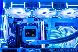 RTX 5070 / Ryzen 7 7800X3D / 32GB DDR5 / 1TB NVMe - Геймърски компютър White Reaper WR5778X3D-4