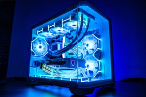 RTX 5070 / Ryzen 7 7800X3D / 32GB DDR5 / 1TB NVMe - Геймърски компютър White Reaper WR5778X3D-4