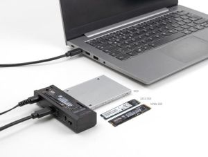 Delock USB Type-C Converter for 1 x M.2 NVMe SSD + 1 x SATA SSD / HDD with Clone Function