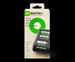 Зарядно у-во с 6 гнезда / 4 канала Universal Charger R6,03,14,20,22  B361 GP