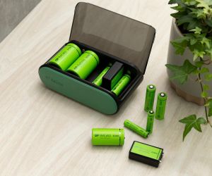 Зарядно у-во с 6 гнезда / 4 канала Universal Charger R6,03,14,20,22  B361 GP