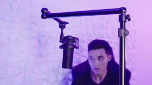 Streamplify MOUNT LIFT LIGHT Black