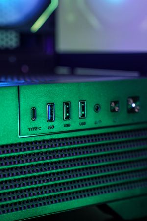 RTX 5060 / Ryzen 7 5700X / 32GB DDR4 / 1TB NVMe - Gaming PC Dark Reaper DR5657X-2