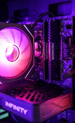 RTX 5060 / Ryzen 7 5700X / 32GB DDR4 / 1TB NVMe - Gaming PC Dark Reaper DR5657X-2