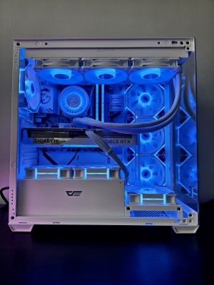 RTX 5070TI / Ryzen 7 9950x3d / 64GB DDR5 / 2TB NVMe - Геймърски компютър White Reaper WR57T98X3D-2