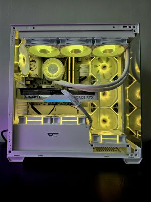 RTX 5070TI / Ryzen 7 9950x3d / 64GB DDR5 / 2TB NVMe - Геймърски компютър White Reaper WR57T98X3D-2